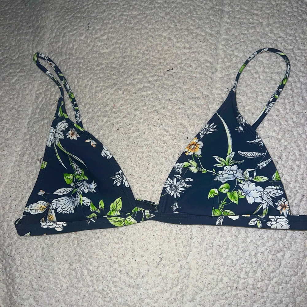 Bikini top